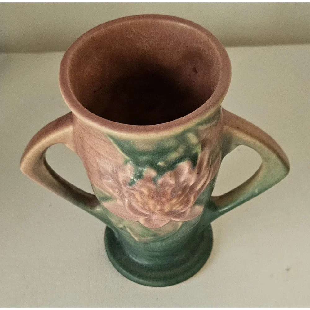 Vintage Roseville Water Lily Vase 72-6